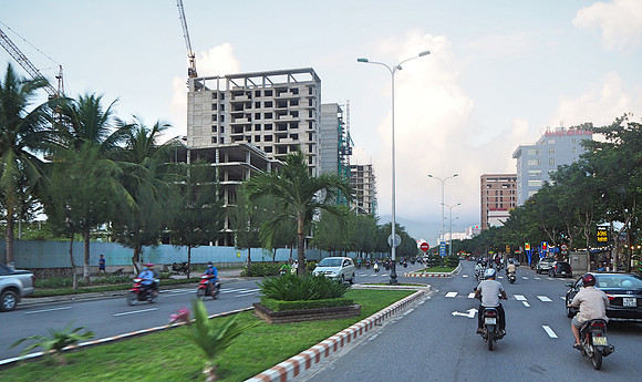 PA100176-nguyen-tat-thanh