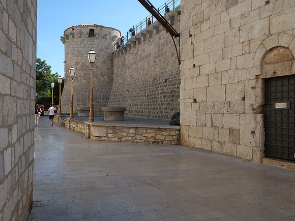 IMG_0976-old-wall