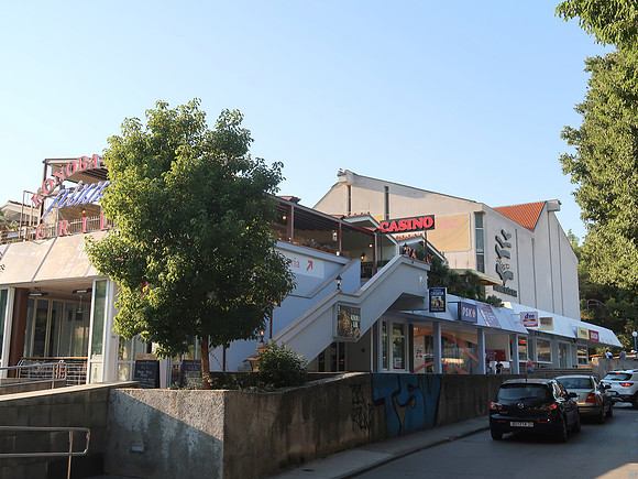 IMG_1041-shopping-center