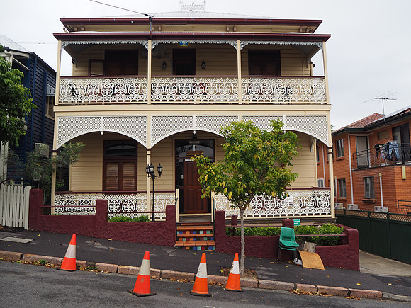 PA290004-aussie-way-hostel