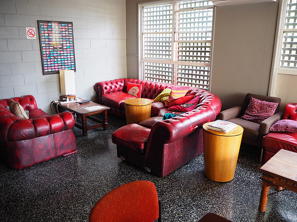 PA290037-hostel-lounge