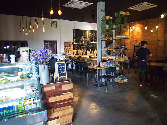 PC089188-timeline-cafe