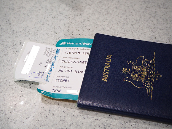 PA200003-syd-boarding-pass