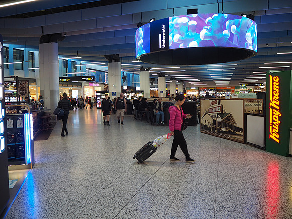 PB100011-t4-departures