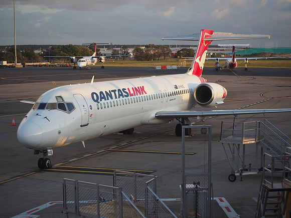 PB110042-qantas-link
