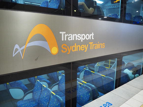 PB110076-sydney-trains