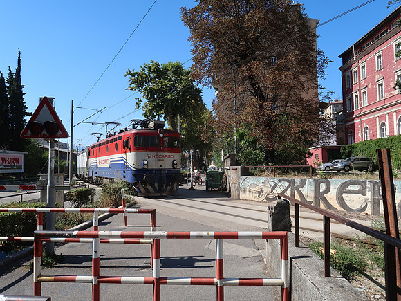 IMG_0945-rijeka-rail-crossing