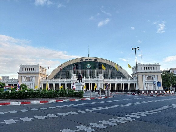 20220220_072356-hualamphong