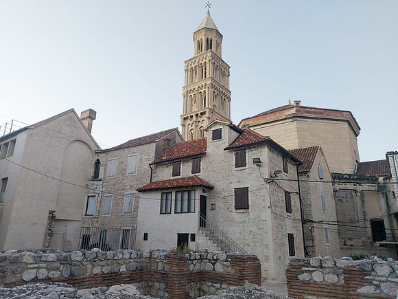 20210924_185514-cathedral