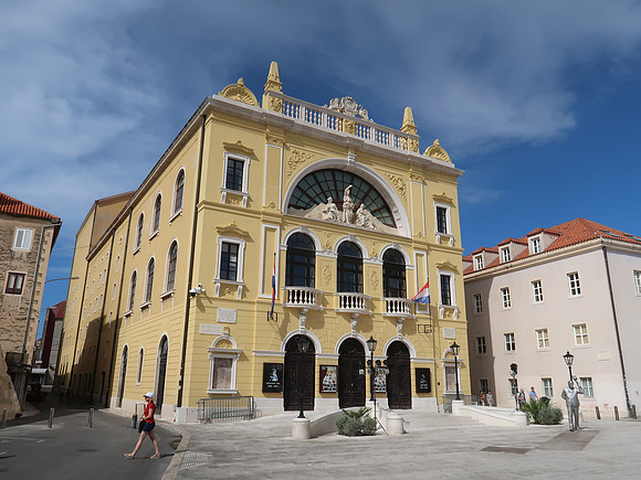 IMG_1513-croatian-national-theater-in-split