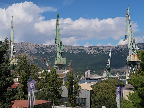 IMG_1547-port-cranes