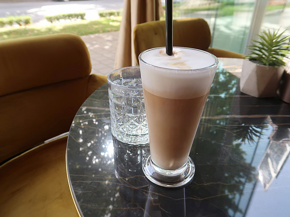 IMG_1799-latte-at-manbo