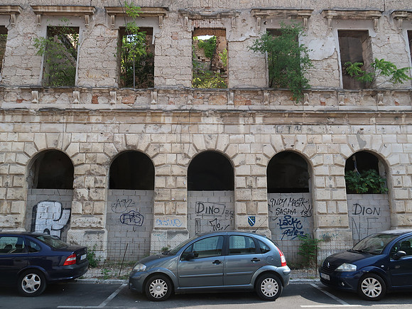 IMG_1882-ruined-building