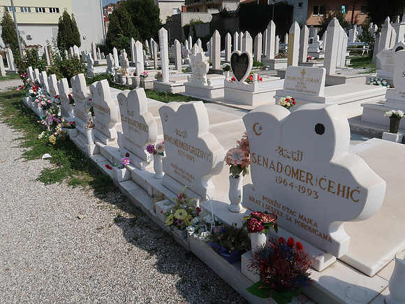 IMG_1886-cemetery