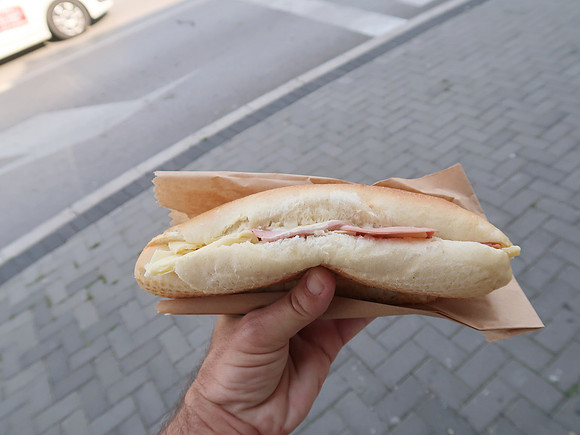 IMG_1894-salami-choose-roll