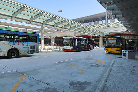 IMG_0311-macau-bus-stand