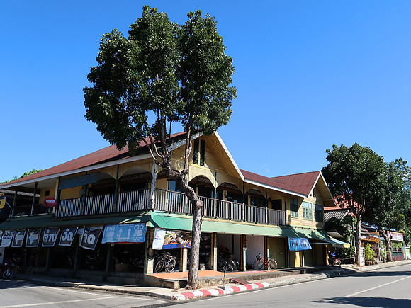 IMG_0647-corner-house