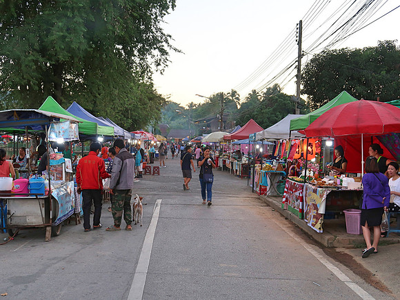 IMG_0685-night-market