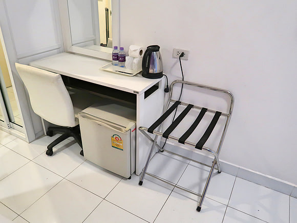 IMG_1307-zing-desk
