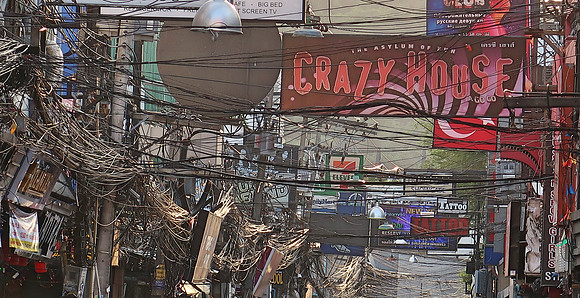 IMG_1274-crazy-wiring