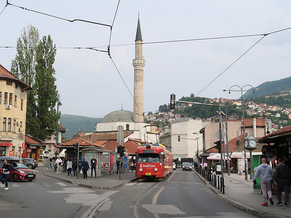 IMG_2176-mosque-and-tram