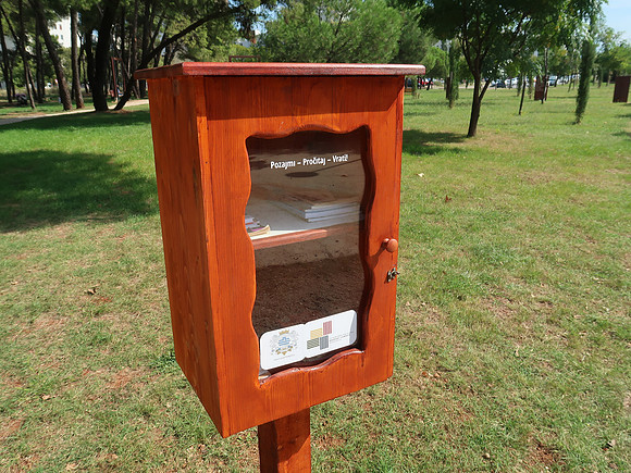 IMG_2573-library-box