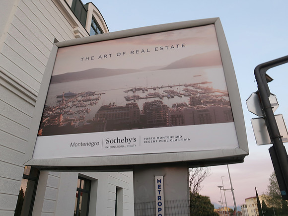 IMG_2648-sothebys-advertising