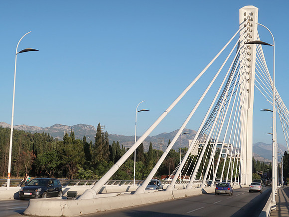 IMG_2730-millenium-bridge