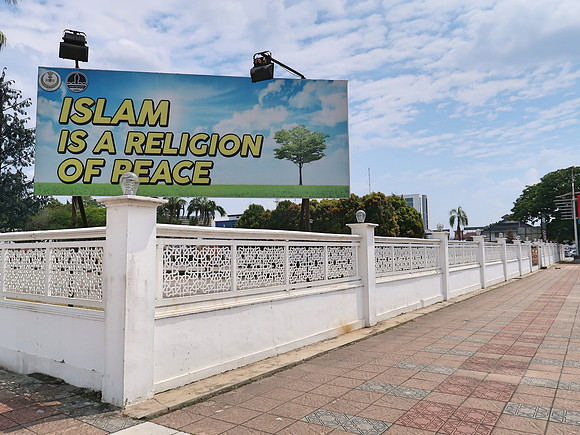 IMG_2548-islam-is-a-religion-of-peace