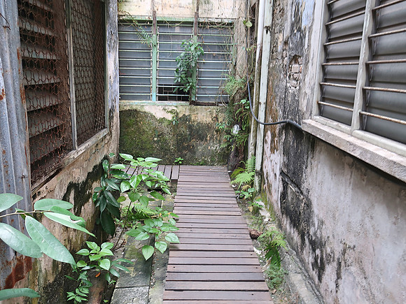 IMG_2609-gangway
