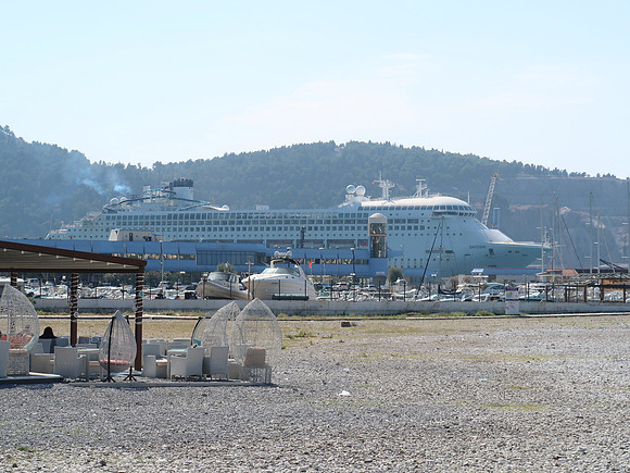 IMG_2798-cruiseship