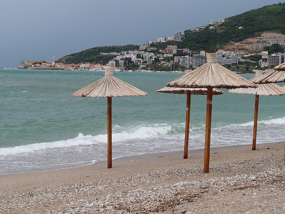 IMG_2946-beach-umbrellas