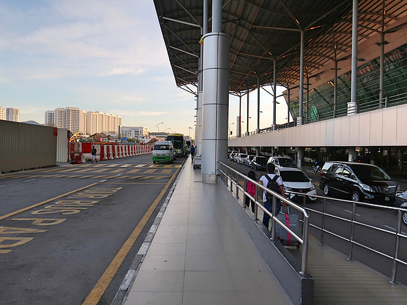 IMG_2955-arrival-road