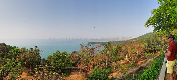 20190303_082635-dave-in-danang