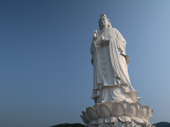 IMG_3402-lady-buddha