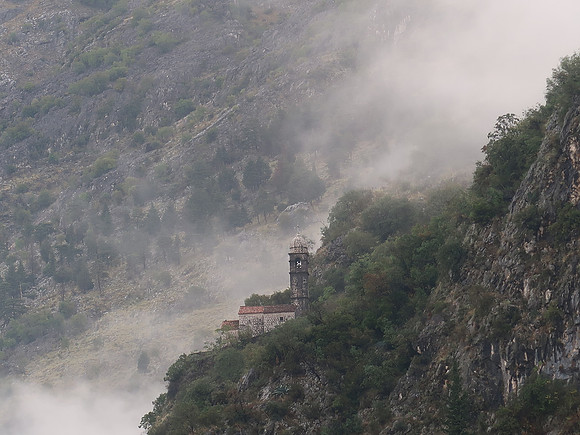 IMG_3132-misty-mountain