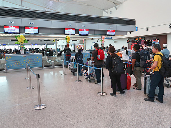 IMG_2076-air-asia-check-in