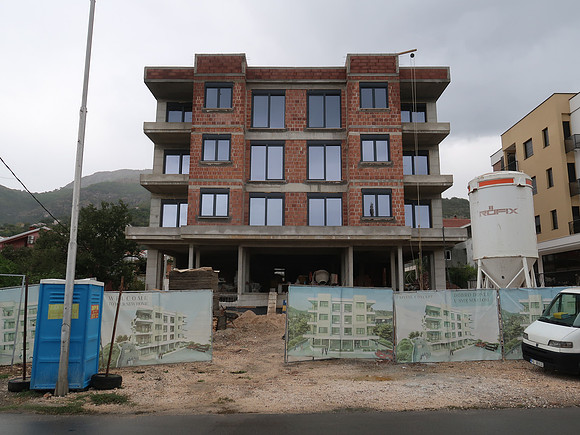 IMG_2988.JPG-apartment-construction