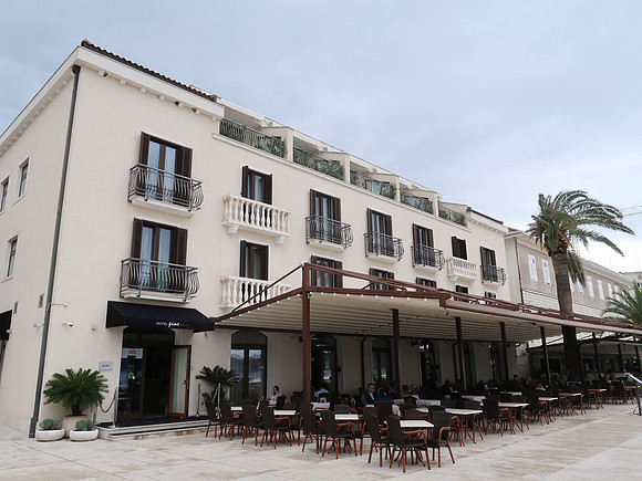 IMG_3017-hotel-pine