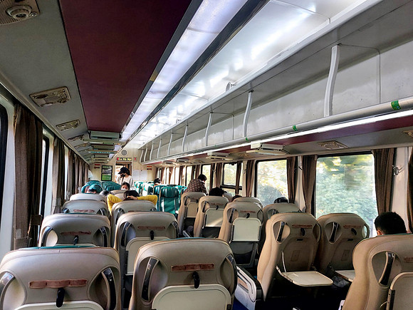 20231118_080454-lh3-train