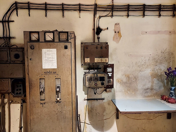 20231118_091240-factory-electrical