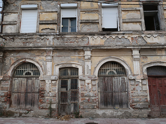 IMG_3178-ruined-shops