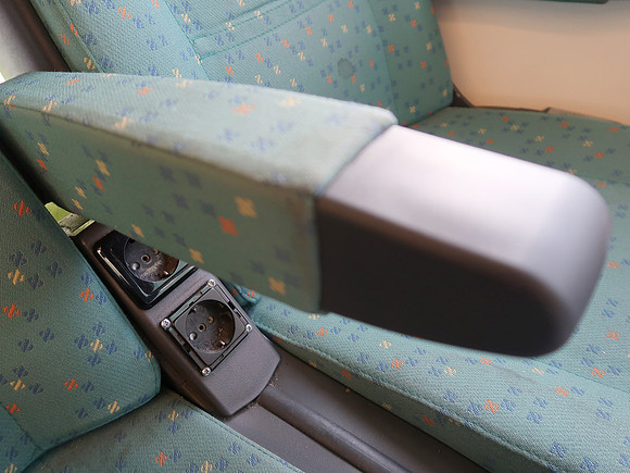 IMG_1823-seat-plugs