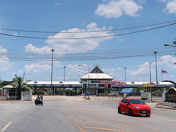 IMG_4578-border-crossing