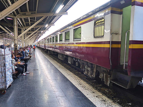 IMG_4121-train-to-kan-tang
