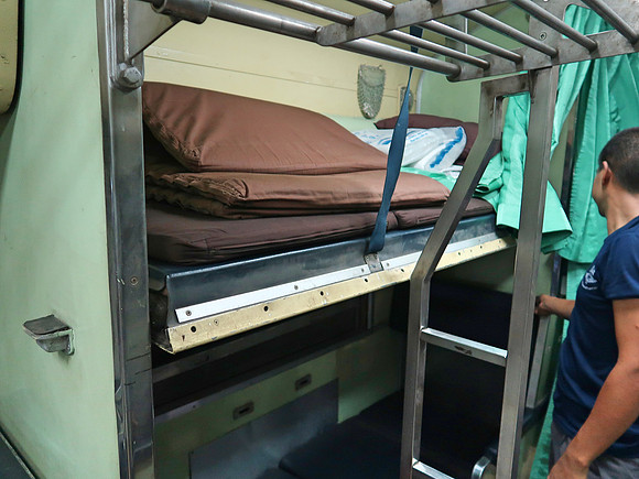 IMG_4163-upper-bunk