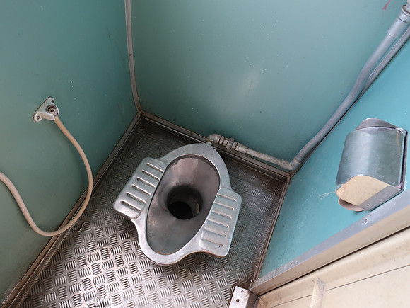 IMG_4524-squat-toilet