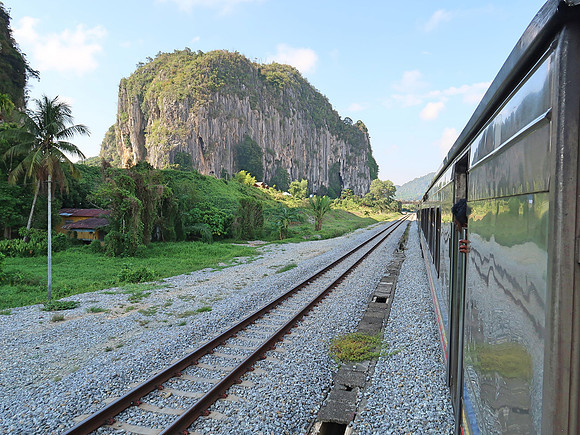 IMG_4984-arriving-gua-musang