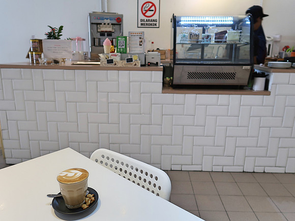 IMG_4654-tiny-elephant-latte