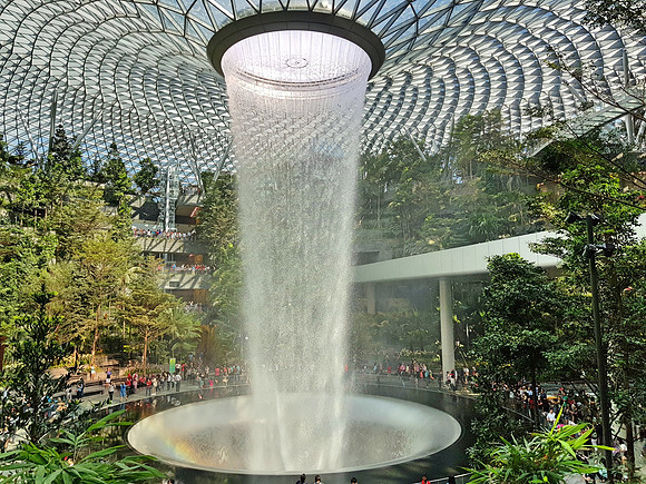 20190416_095207-indoor-waterfall